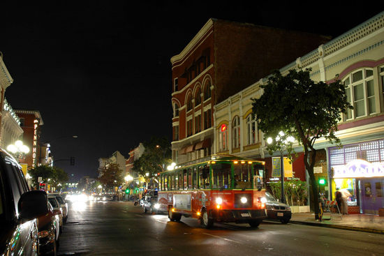 Old Town Trolley and City Lights Night Tour Package
